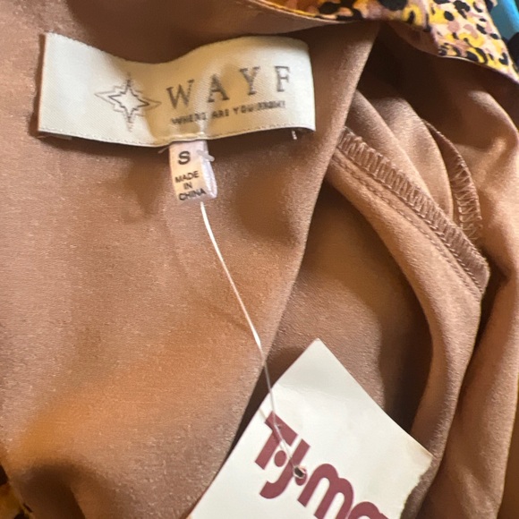 WAYF NWT New tiger print puff sleeve cutout maxi midi dress S Small - Picture 9 of 10